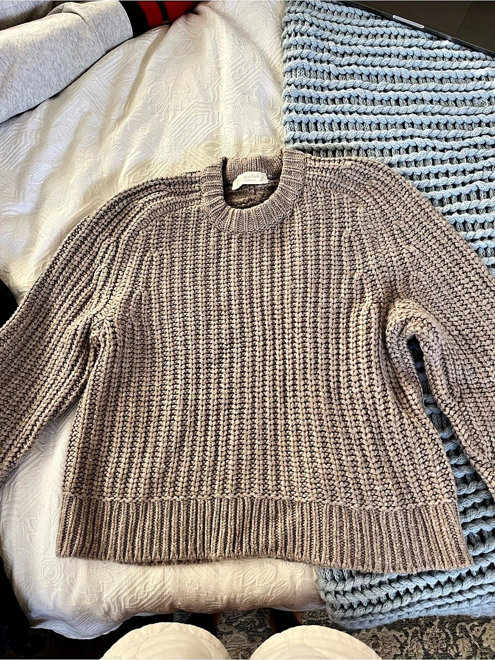 Abercrombie & Fitch Brown Knit Crewneck Sweater